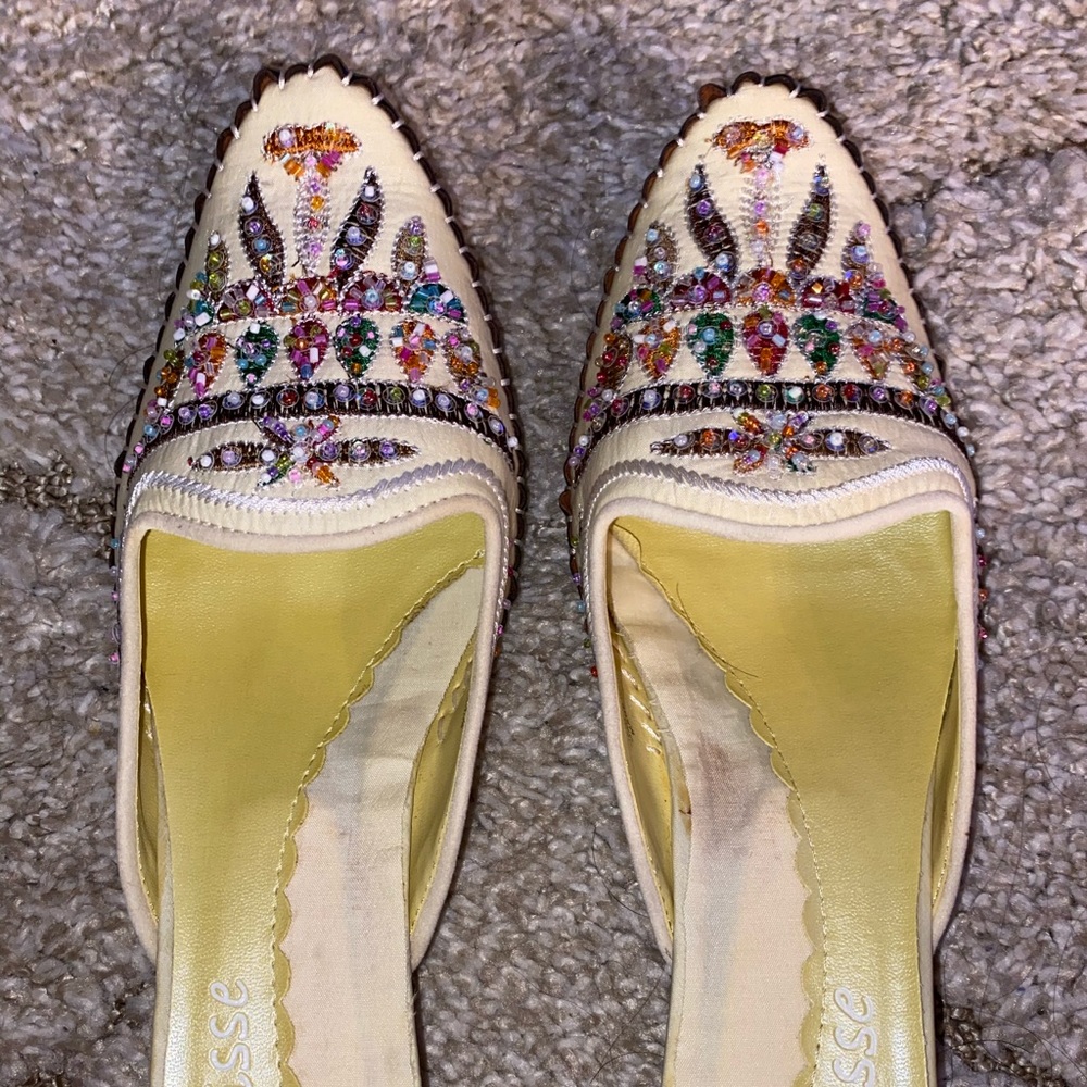 Matisse Shakira White Mules